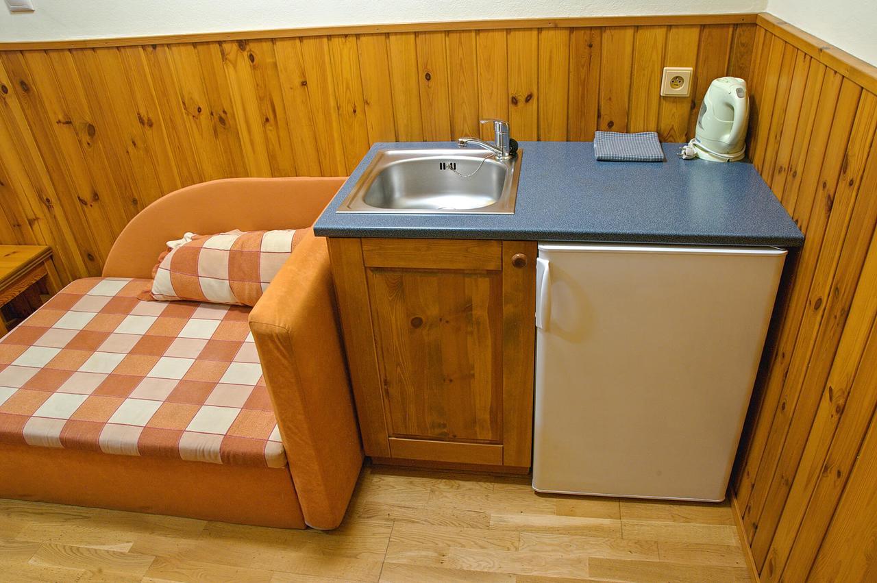 Penzión Pod bránou Poprad Esterno foto