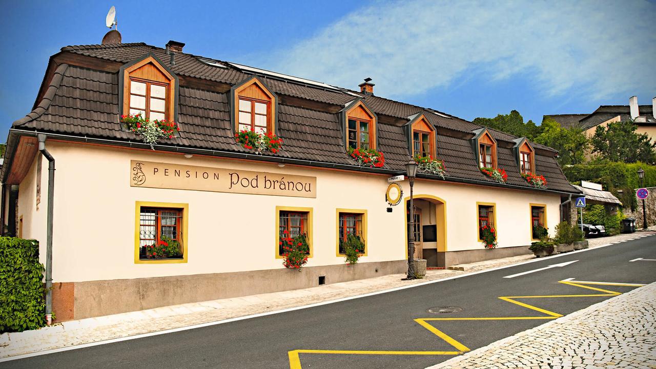 Penzión Pod bránou Poprad Esterno foto