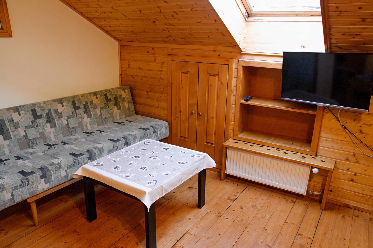 Penzión Pod bránou Poprad Esterno foto