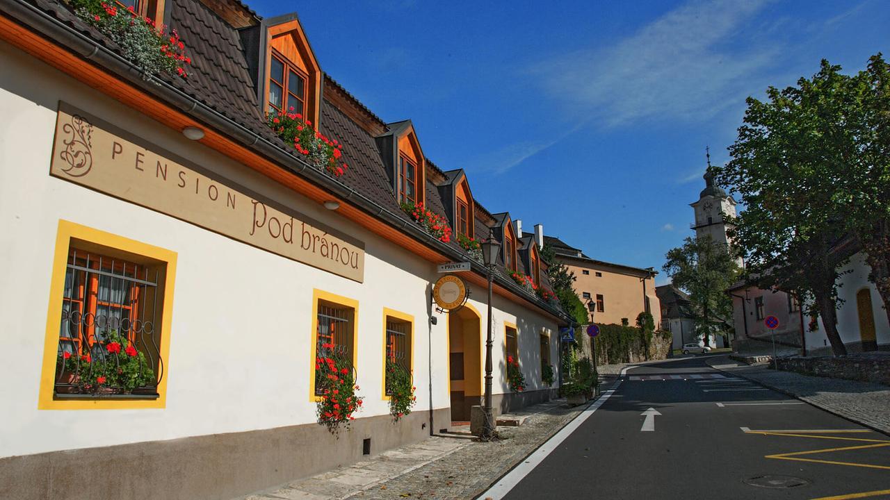 Penzión Pod bránou Poprad Esterno foto